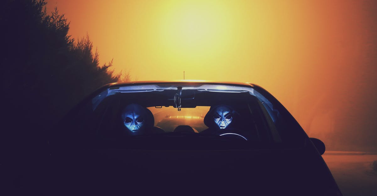 Are aliens afraid of ghosts? - Two Alien Inside Car Wallpaper