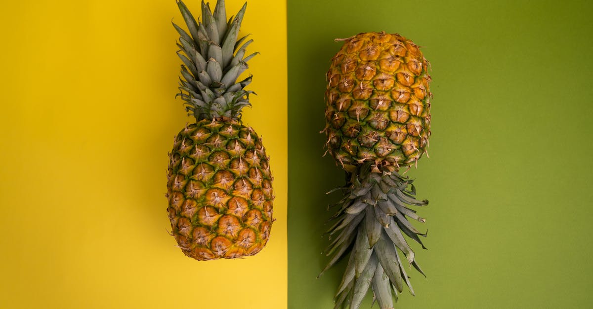 How could Captain Jack Sparrow die if he stole a crown from the island? - Arrangement of ripe pineapples in studio