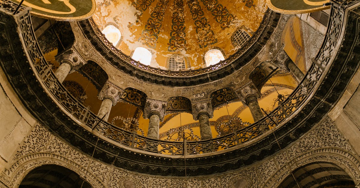 How did Beale know about the Saudi Arabian deal? - High dome of old mosque decorated with ornaments