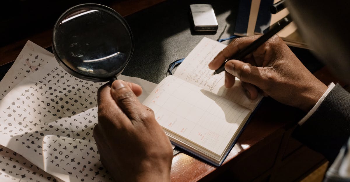 How did Rust know the shot was coming right there in True Detective S1E4? - Photo of Person Taking Down Notes
