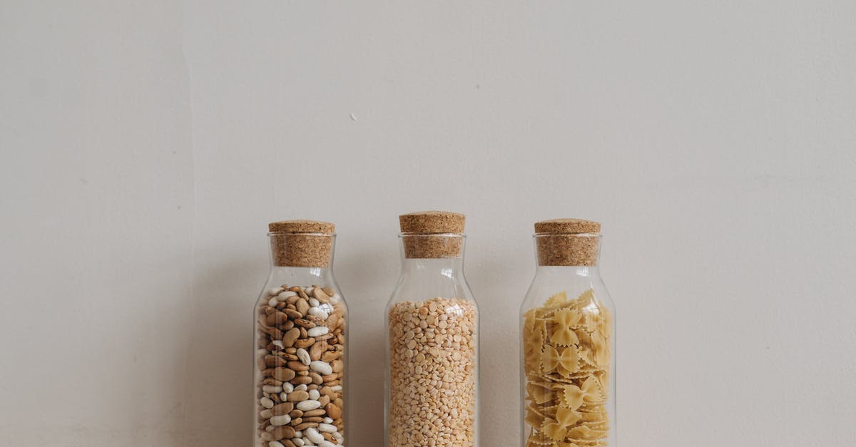 How do the Unsullied prioritize their orders? - Clear Glass Jar With Brown Seeds