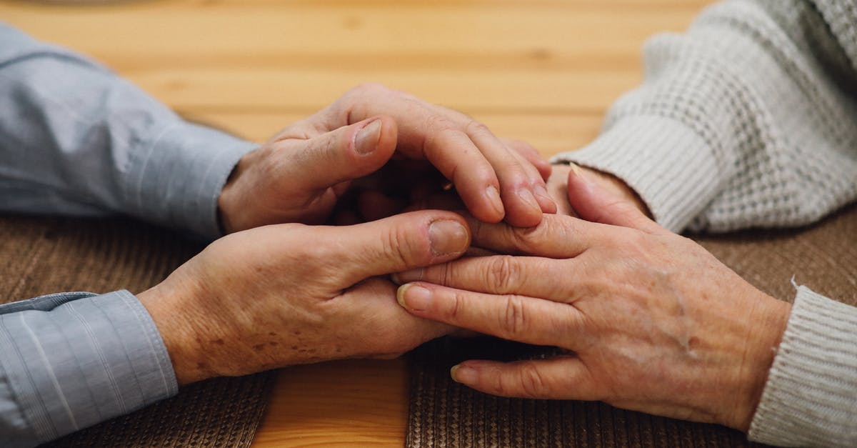 How old are Love Händel? - Free stock photo of couple holding hands, cute, elderly couple