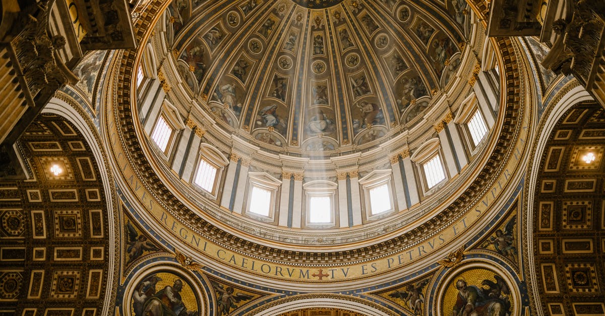 Is Peter Venkman from Ghostbusters a narcissist? - Low angle impressive design of dome with fresco paintings and golden ornamental elements in famous Catholic Saint Peters Basilica in Rome