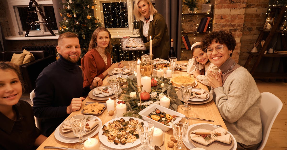 Is "Don't Look Up" allegorical commentary on the world's response to current events? - Family Celebrating Christmas Dinner