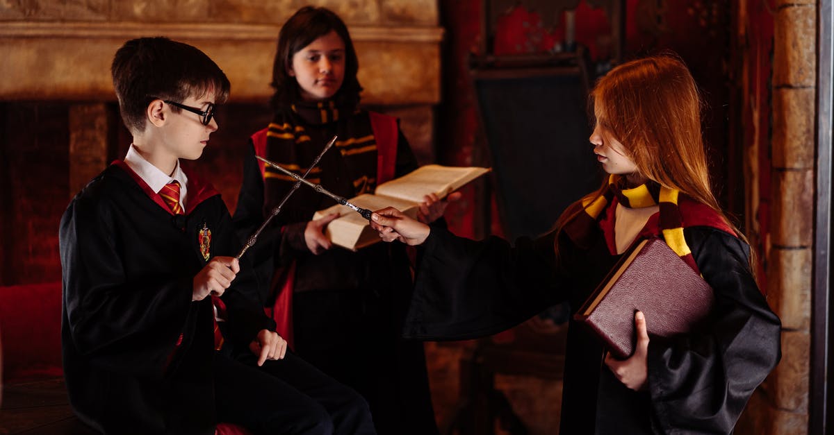 Was the age of the students a factor in the filming of the Harry Potter films? - People in Wizard Robes