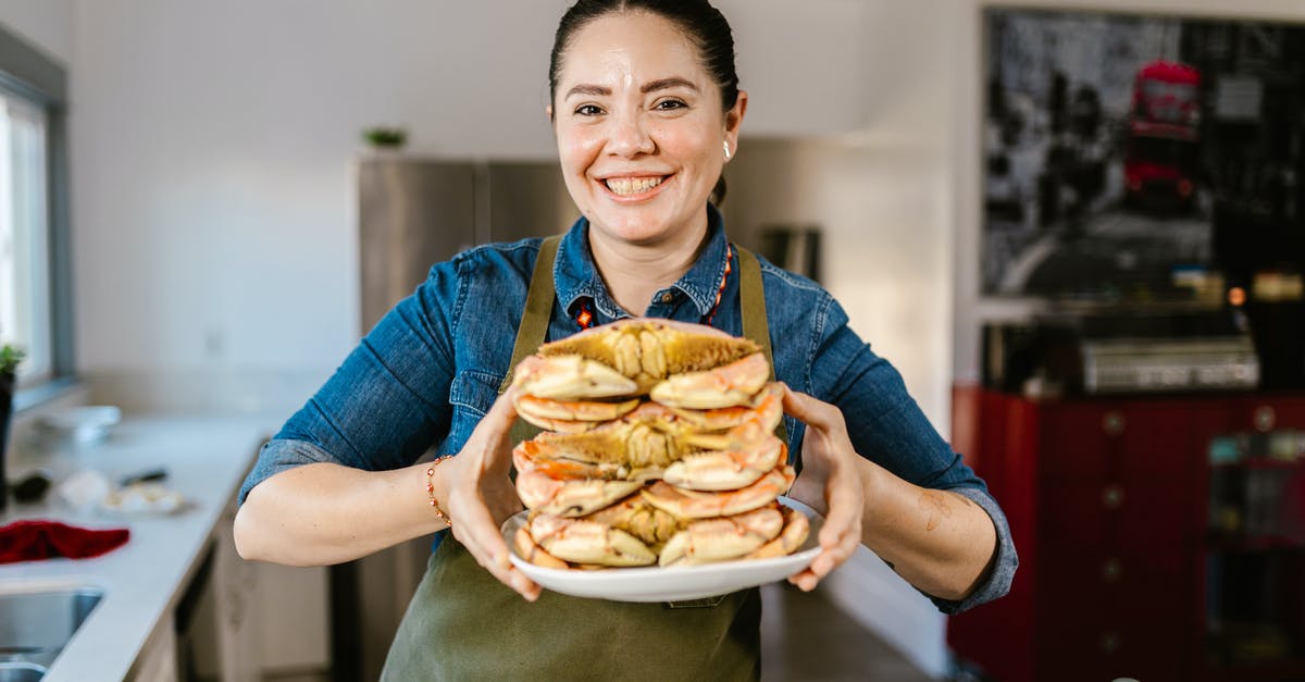 What are the crabs at World's End? - A Chef Holding a Plate of Stacked Crabs
