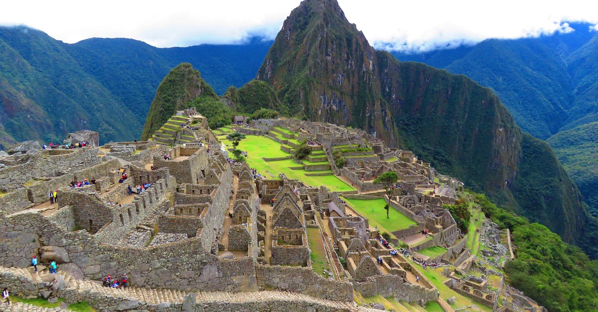 Which Inca deities are shown in "Dora and the Lost City of Gold"? - Macchu Picchu, Peru