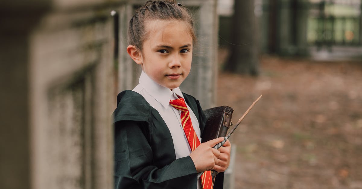 Why isn't there Hogwarts without Hagrid? - A Little Girl in a Harry Potter Costume